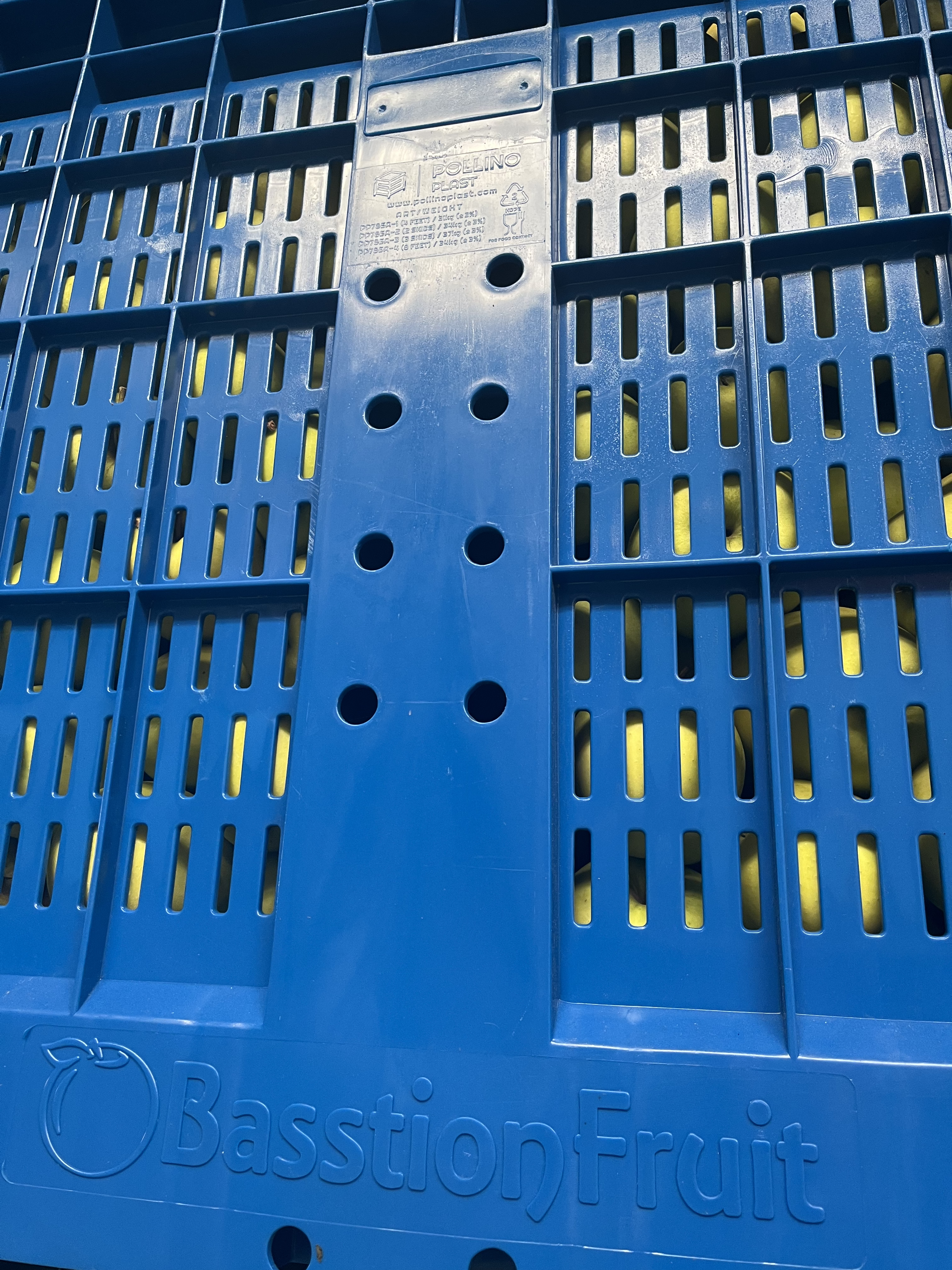 Sztaplowanie skrzyniopalet – sad