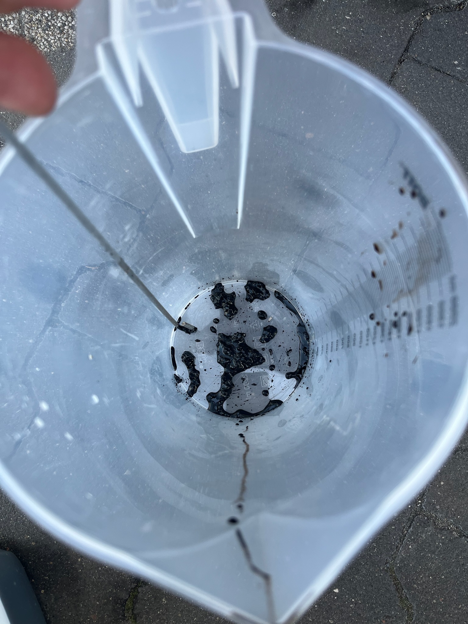 HUMAX-K po kontakcie z wodą – granulat do aplikacji na glebę (nie do fertygacji)